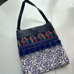 Colorful Patterned Shoulder Bag